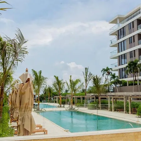 Apartamento En Con Salida Directa A La Playa Cartagena